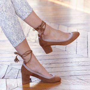 NEW! Sezane Valentina strapped pumps